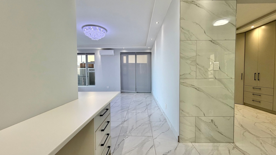 5 Bedroom Property for Sale in Dennegeur Western Cape